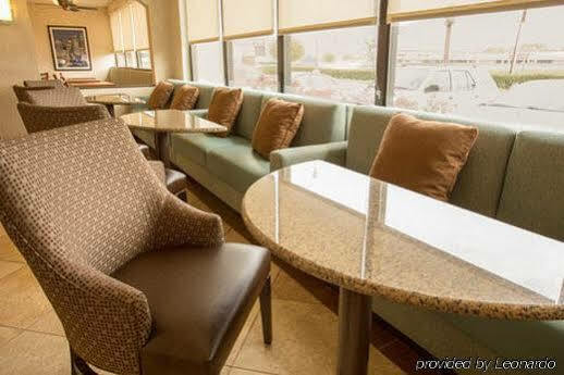 Sonesta Essential Hobby Airport Hotel Houston