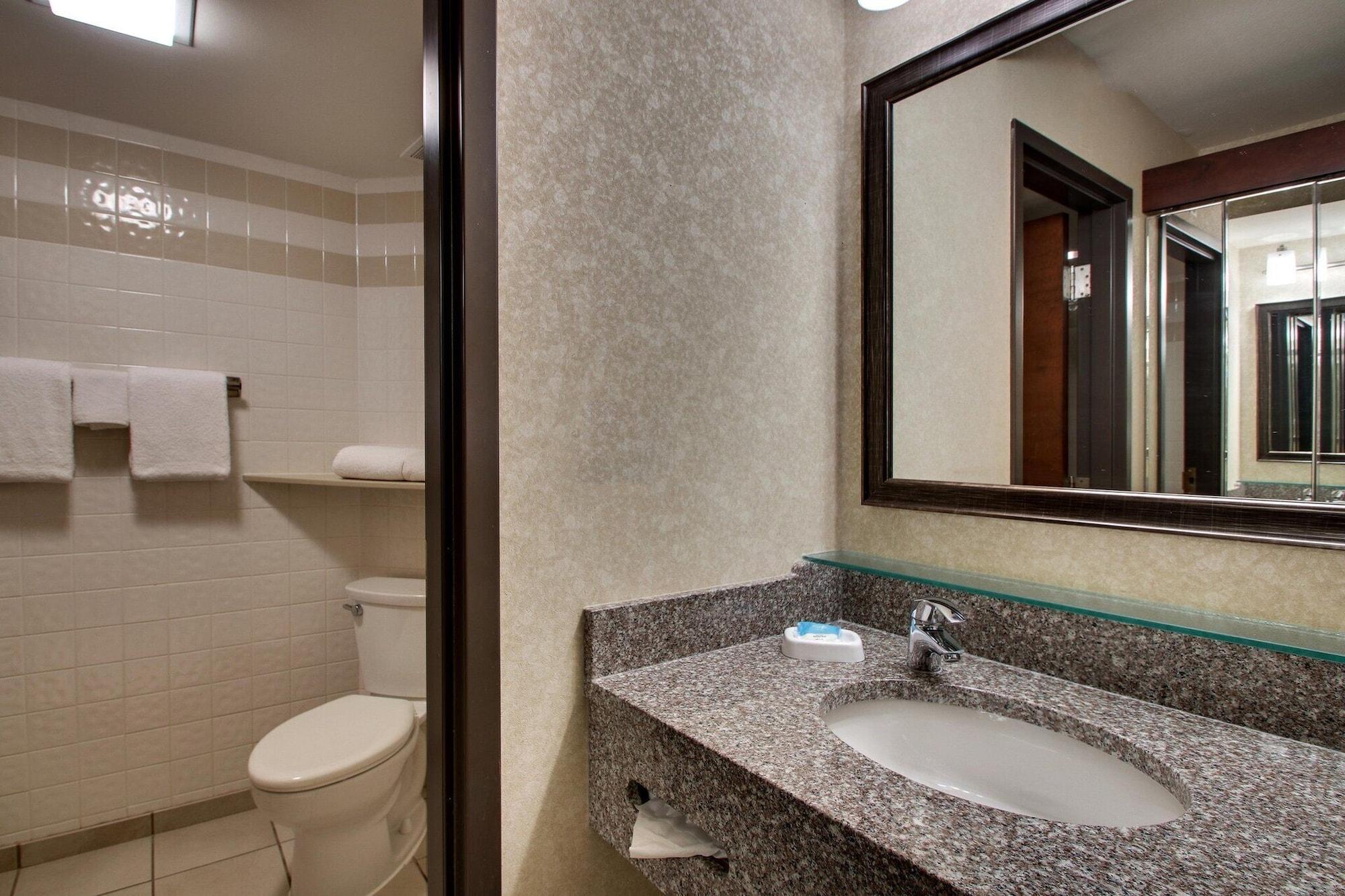 Sonesta Essential Hobby Airport Hotel Houston