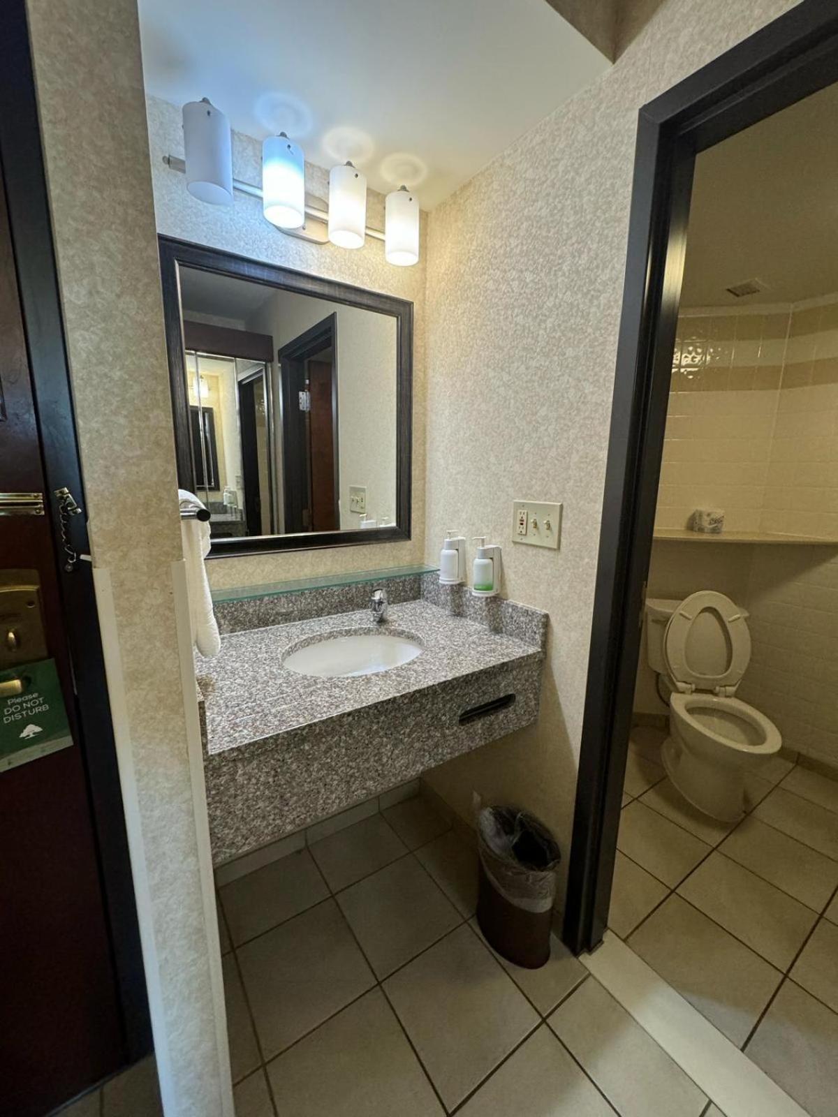Hotel Sonesta Essential Hobby Airport