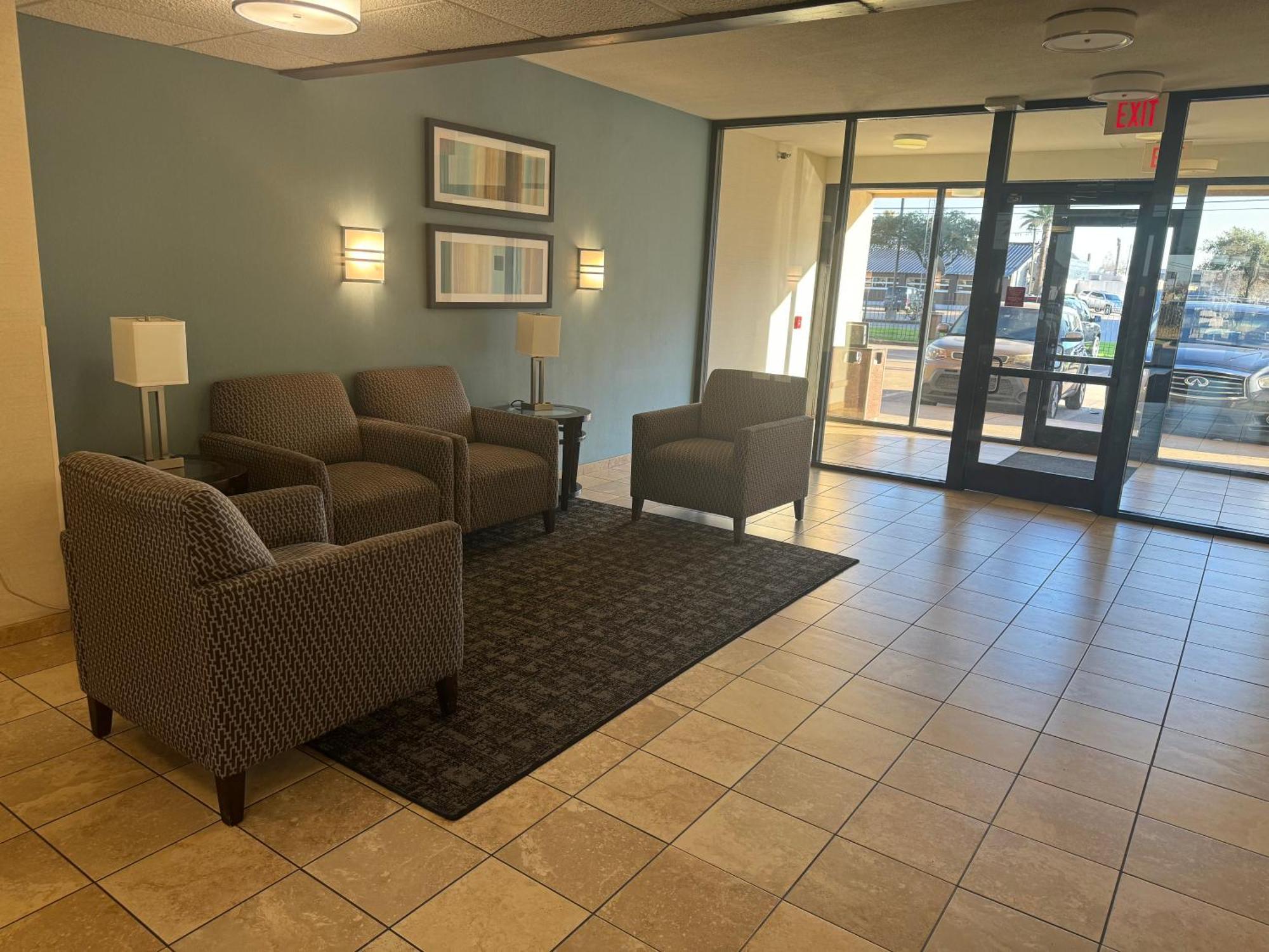 Sonesta Essential Hobby Airport Houston