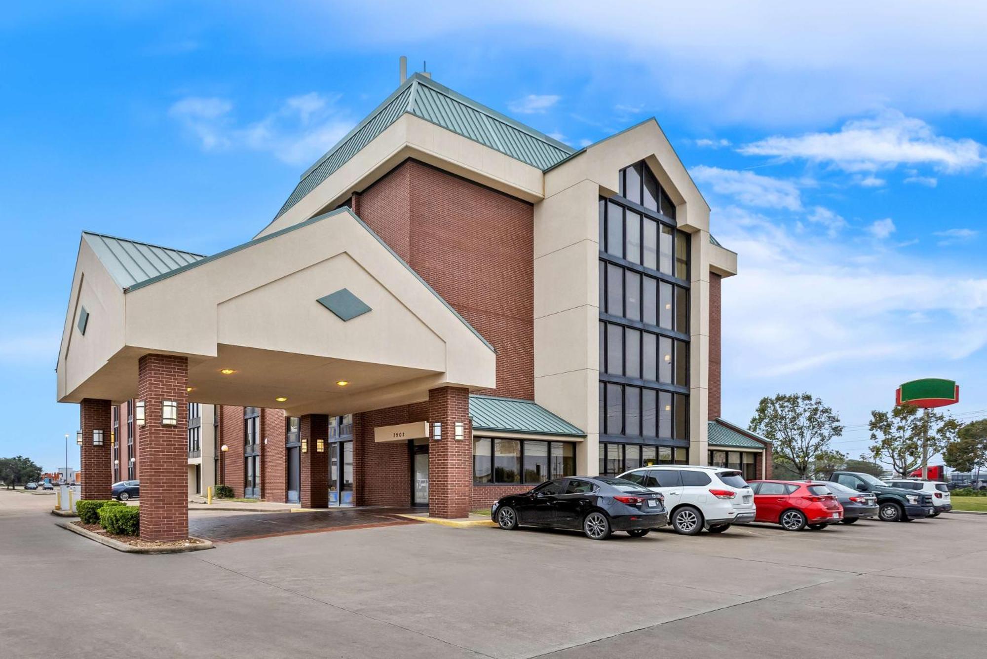 Sonesta Essential Hobby Airport Hotel Houston