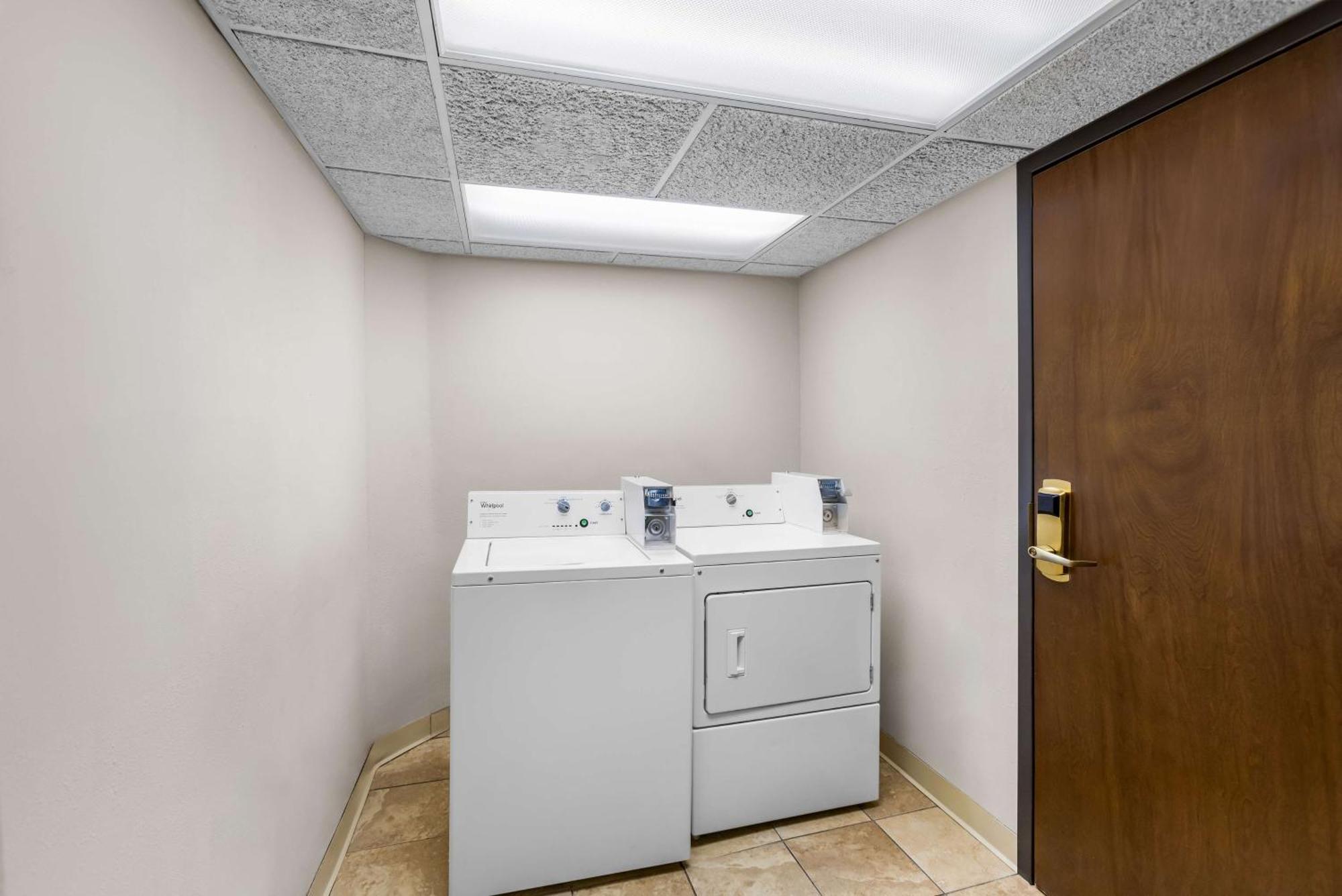 Hotel Sonesta Essential Hobby Airport Houston