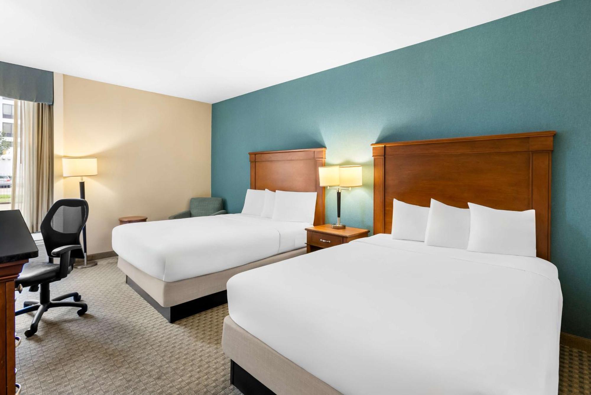 Hotel Sonesta Essential Hobby Airport Houston