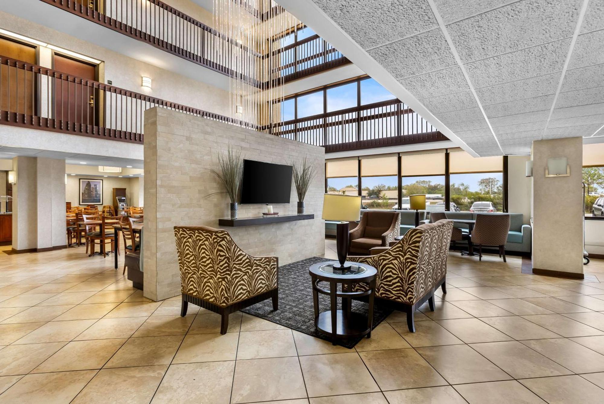 Hotel Sonesta Essential Hobby Airport