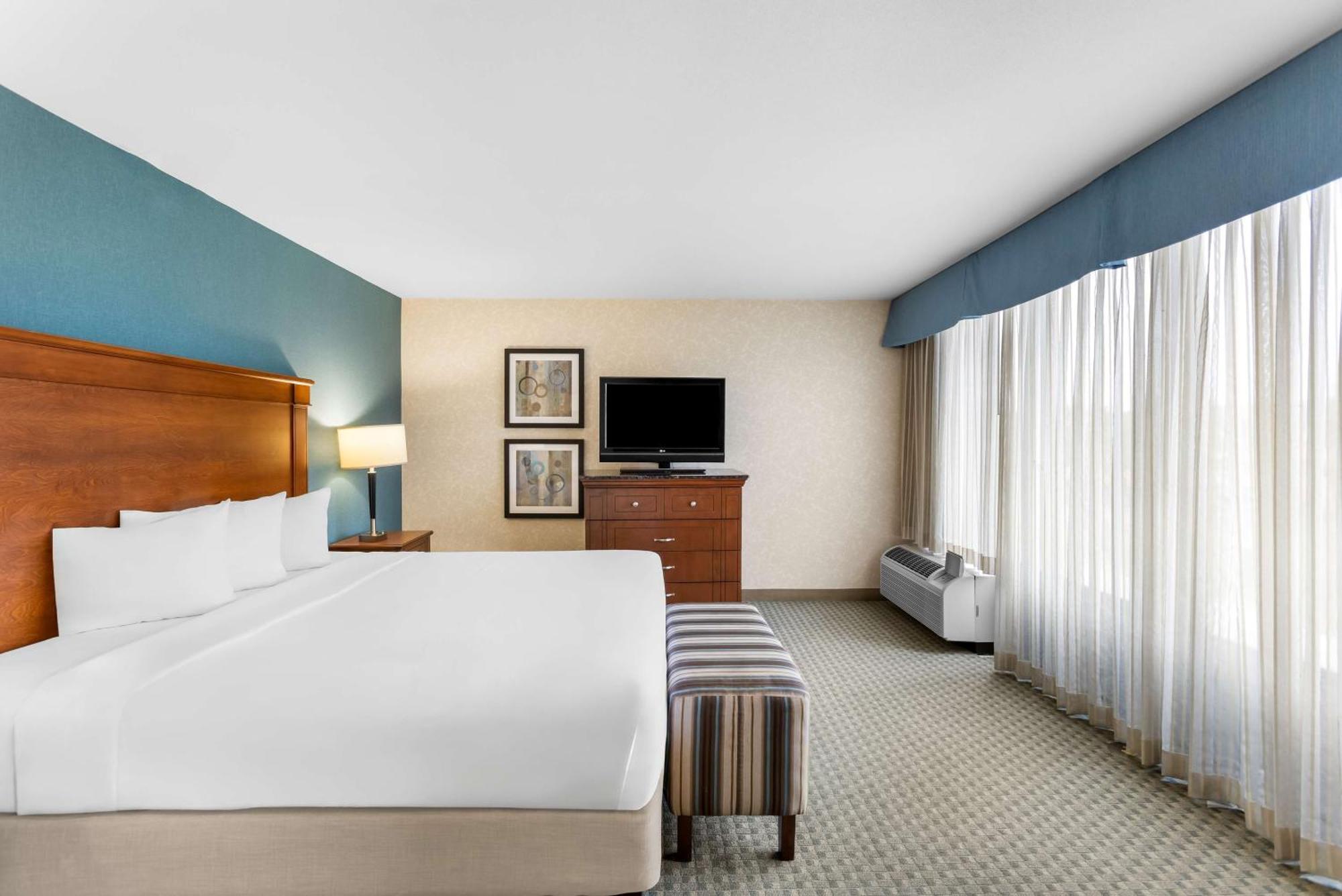 Sonesta Essential Hobby Airport Houston